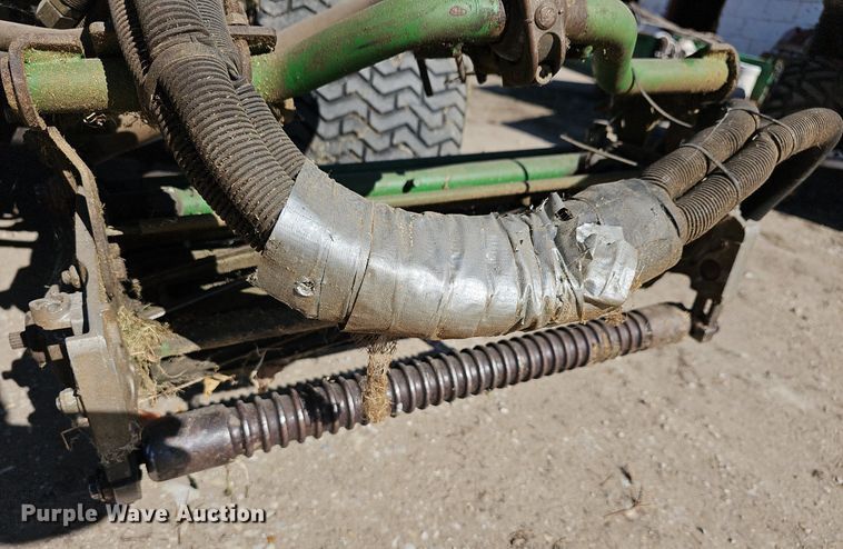 image for item NE9544 2010 John Deere 7500 Precision Cut reel mower