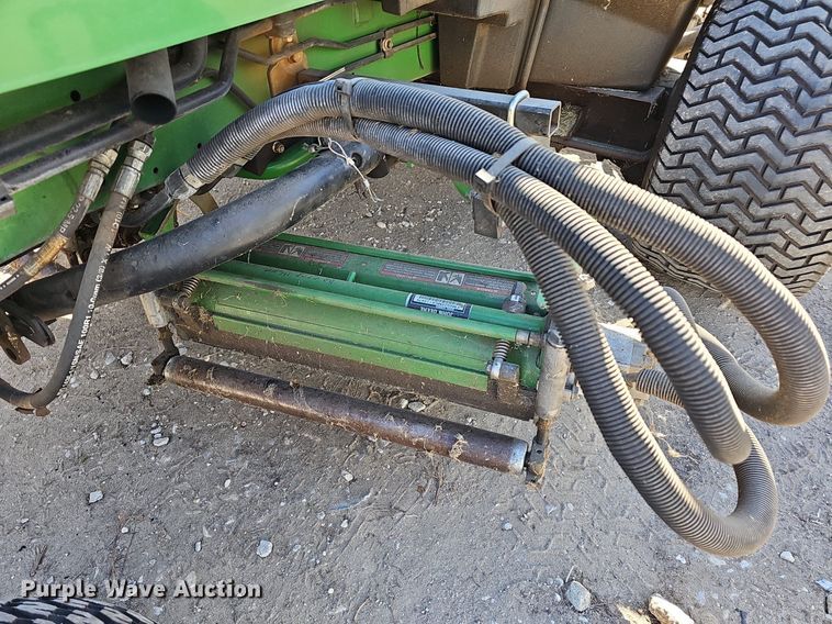 image for item NE9544 2010 John Deere 7500 Precision Cut reel mower