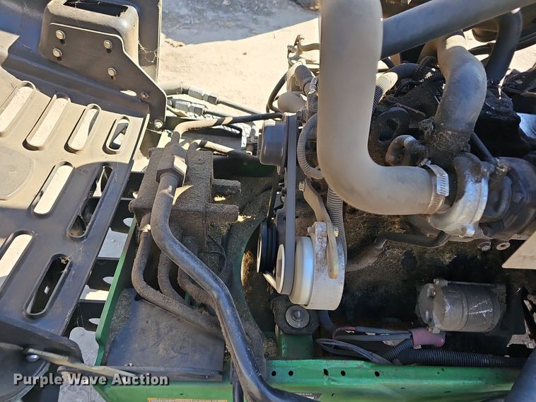 image for item NE9544 2010 John Deere 7500 Precision Cut reel mower