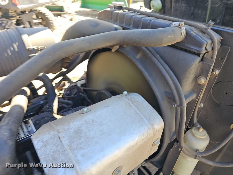 image for item NE9544 2010 John Deere 7500 Precision Cut reel mower