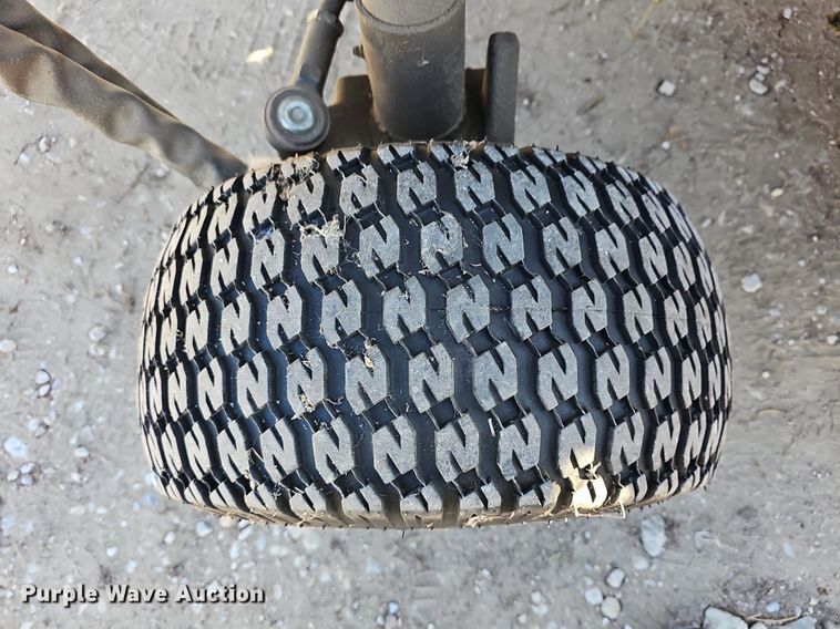 image for item NE9544 2010 John Deere 7500 Precision Cut reel mower