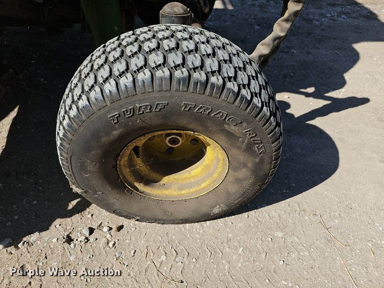 image for item NE9544 2010 John Deere 7500 Precision Cut reel mower