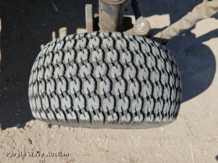 image for item NE9544 2010 John Deere 7500 Precision Cut reel mower