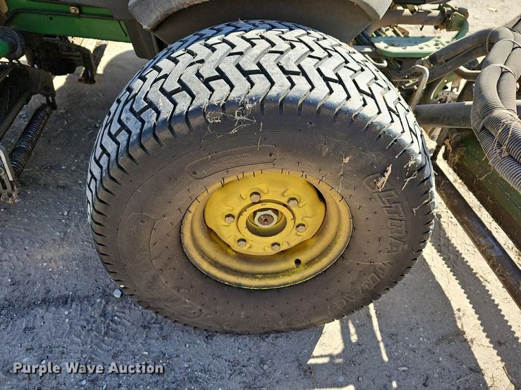 image for item NE9544 2010 John Deere 7500 Precision Cut reel mower