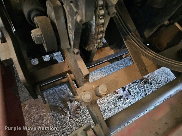 image for item NE9545 Toro Greens aerator