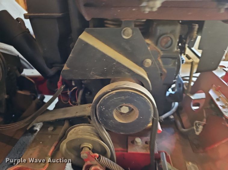 image for item NE9545 Toro Greens aerator