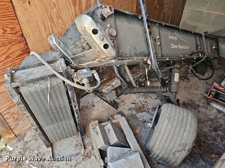 image for item NE9546 2005 Ryan Cushman Core Harvester attachment