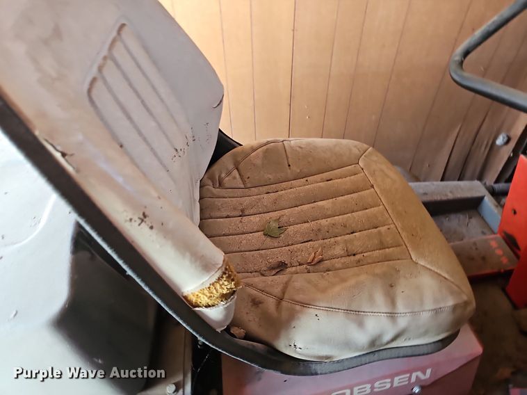 image for item NE9546 2005 Ryan Cushman Core Harvester attachment