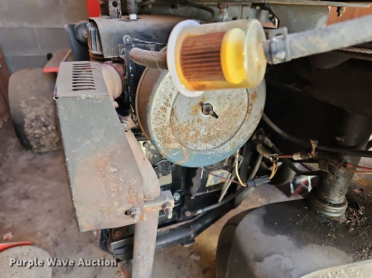 image for item NE9546 2005 Ryan Cushman Core Harvester attachment