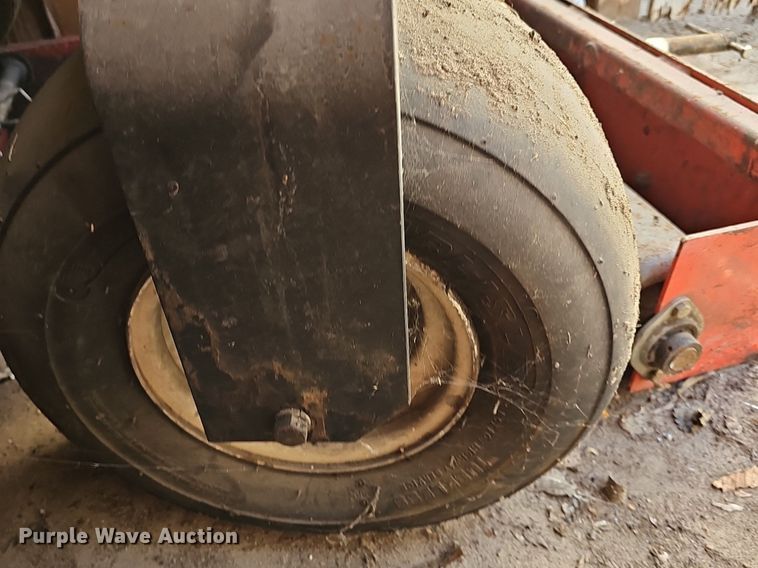 image for item NE9546 2005 Ryan Cushman Core Harvester attachment