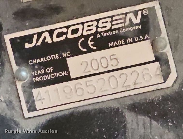 image for item NE9546 2005 Ryan Cushman Core Harvester attachment