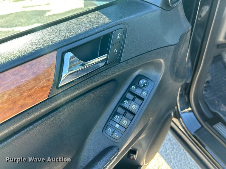 image for item NE9736 2007 Mercedes Benz GL450 SUV