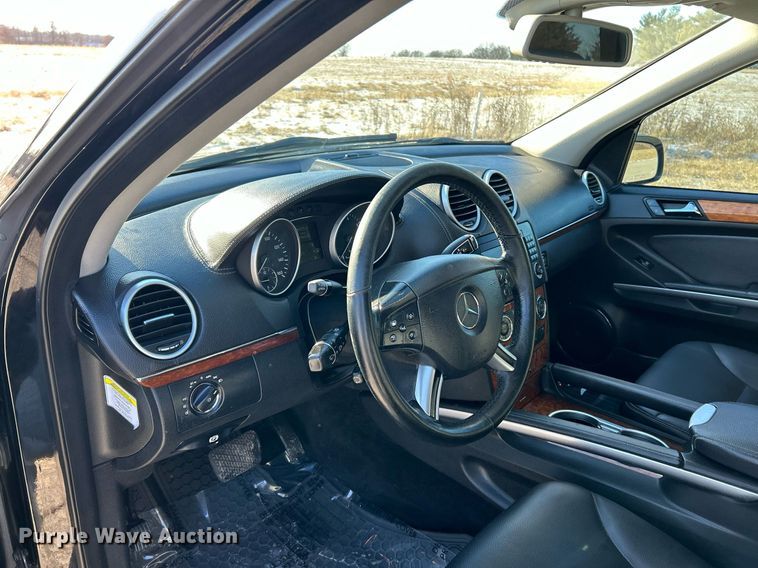 image for item NE9736 2007 Mercedes Benz GL450 SUV