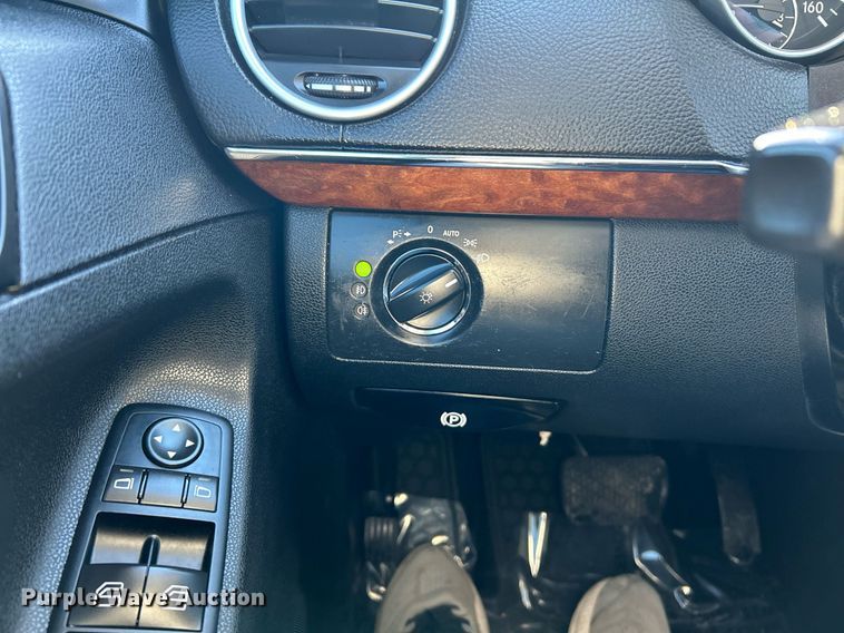 image for item NE9736 2007 Mercedes Benz GL450 SUV