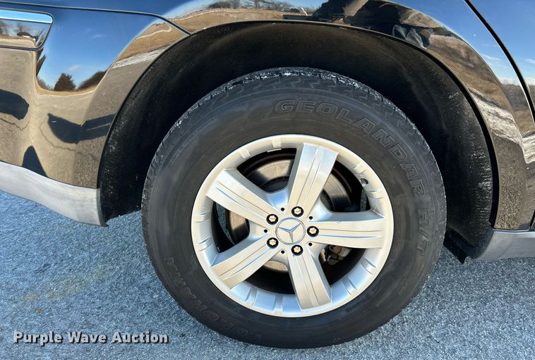 image for item NE9736 2007 Mercedes Benz GL450 SUV