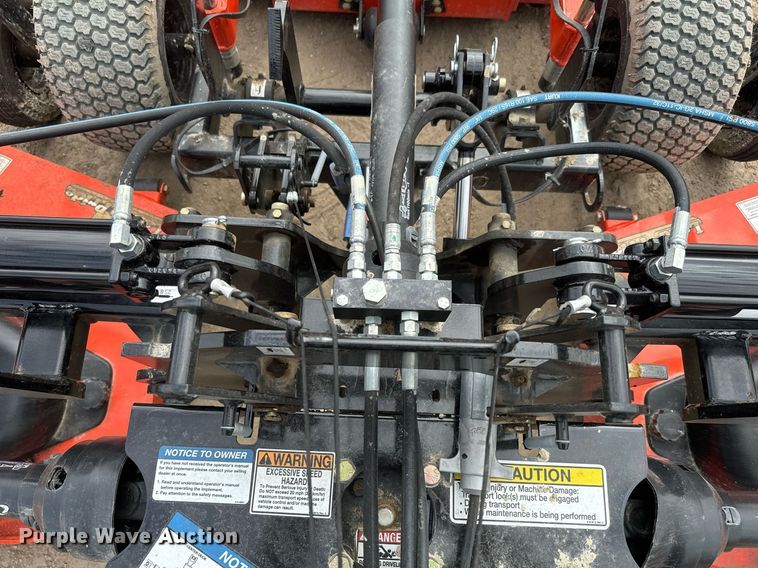 image for item NF9343 Land Pride AFM4211 batwing finish mower