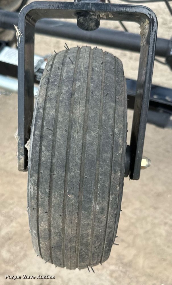 image for item NF9343 Land Pride AFM4211 batwing finish mower