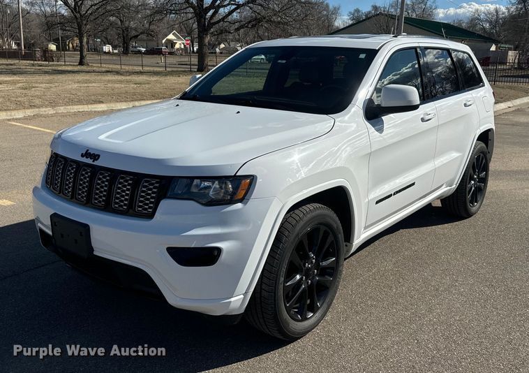 image for item NF9354 2018 Jeep  Grand Cherokee  SUV