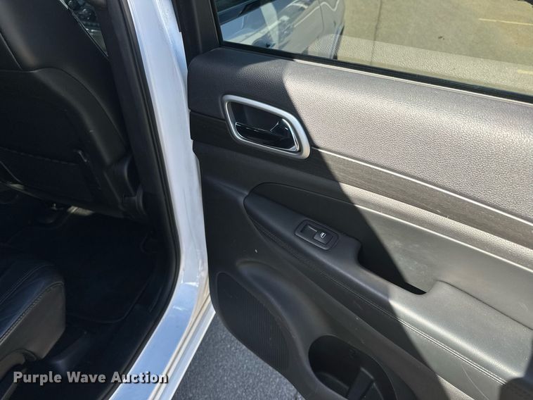 image for item NF9354 2018 Jeep  Grand Cherokee  SUV