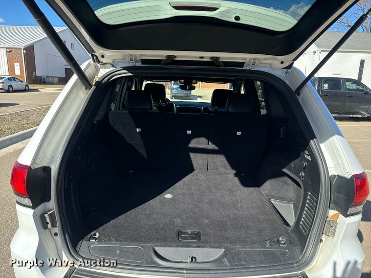 image for item NF9354 2018 Jeep  Grand Cherokee  SUV