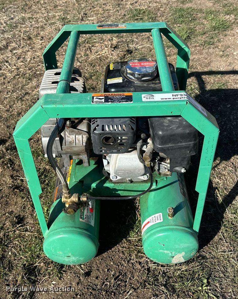 image for item NF9362 Speedaire 4GB42 air compressor