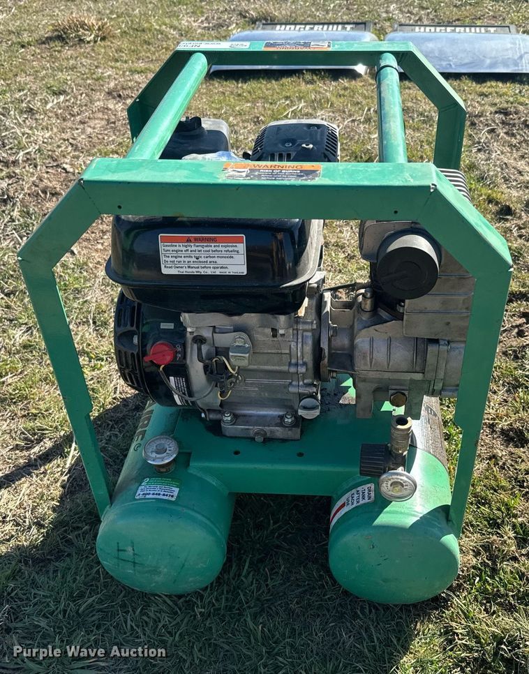 image for item NF9362 Speedaire 4GB42 air compressor