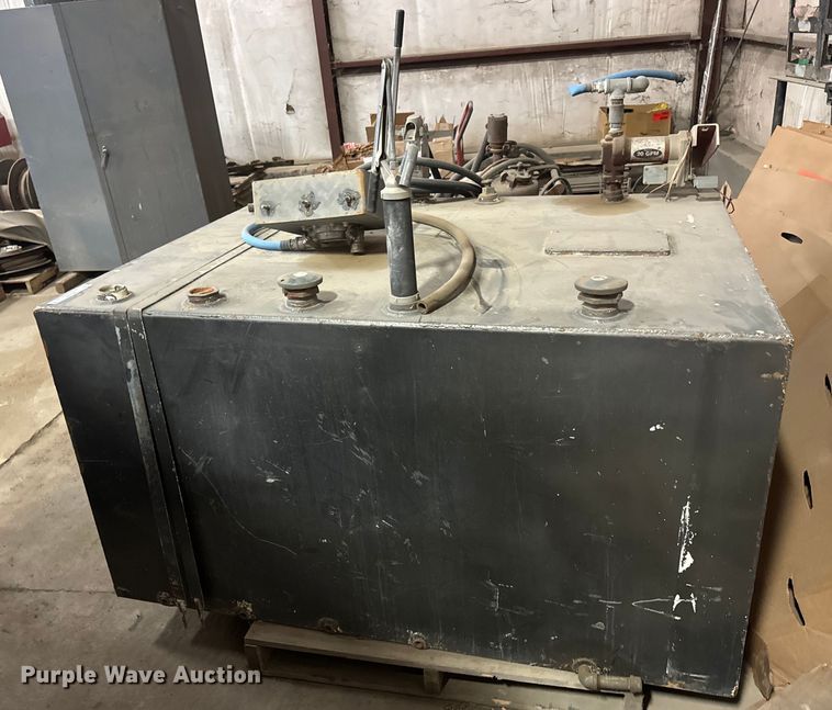 image for item NF9390 Fuel tank