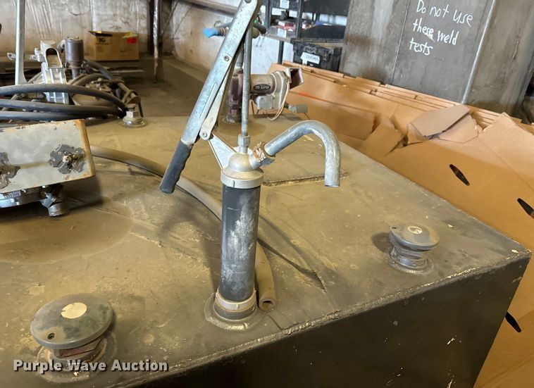 image for item NF9390 Fuel tank