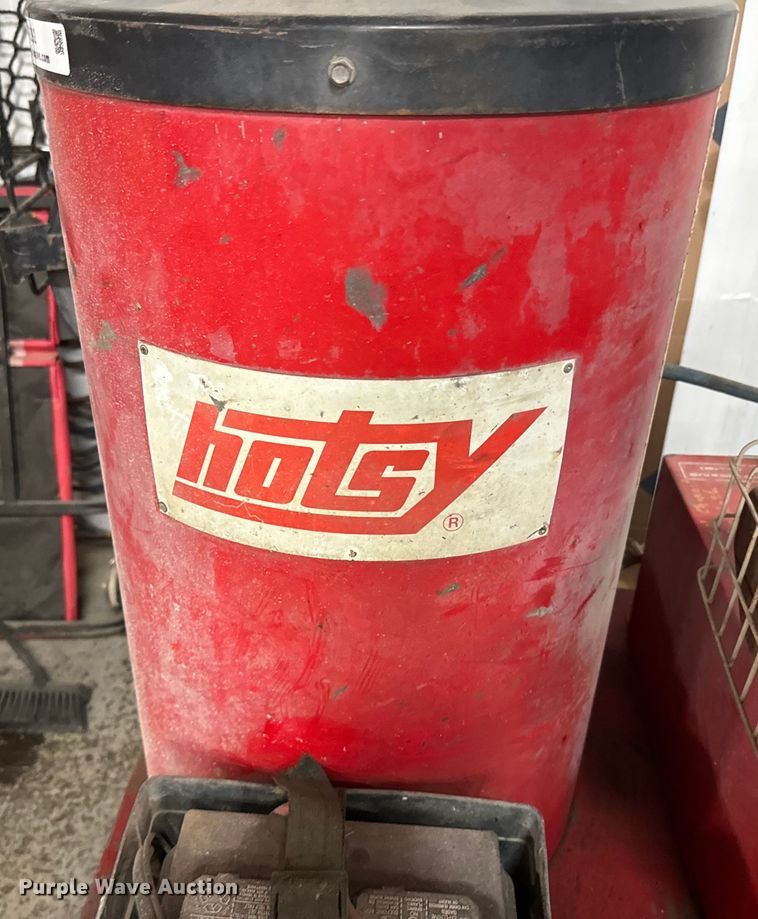 image for item NF9392 Hotsy pressure washer