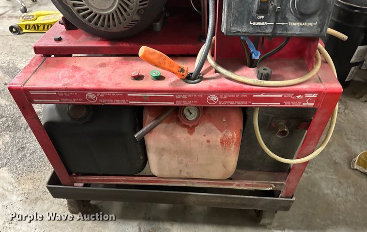 image for item NF9392 Hotsy pressure washer