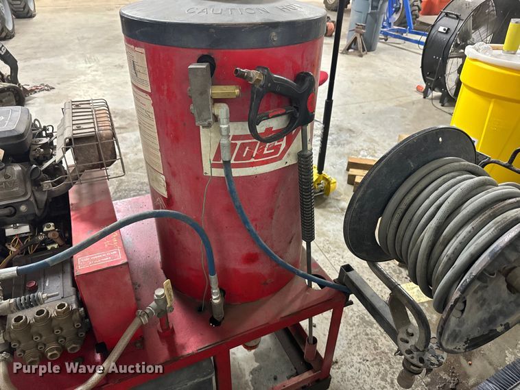 image for item NF9392 Hotsy pressure washer