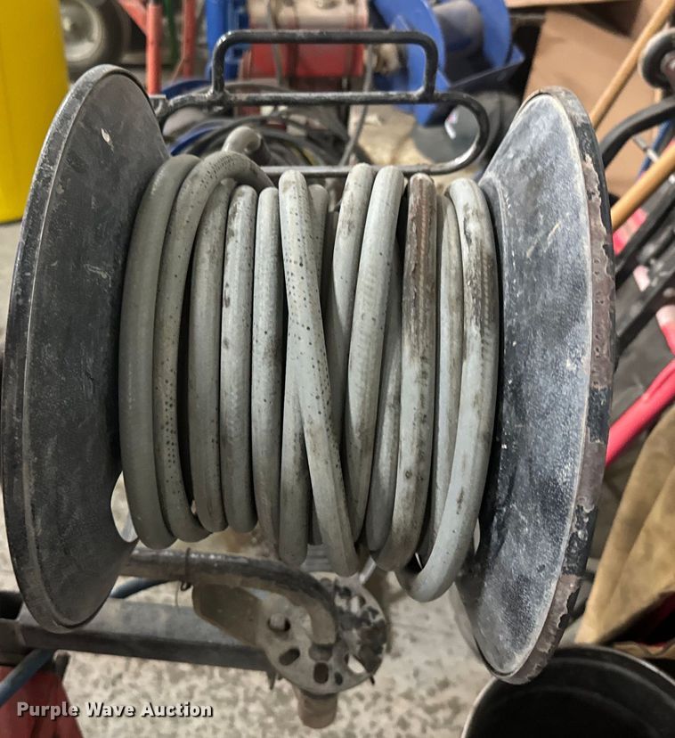 image for item NF9392 Hotsy pressure washer