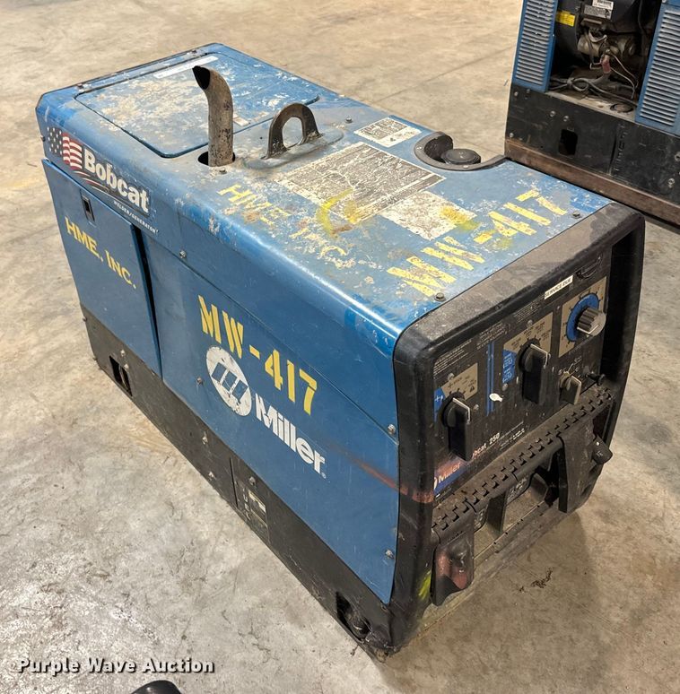 image for item NF9395 Miller Bobcat 250 welder/generator