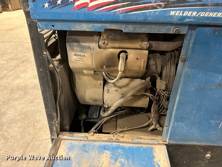 image for item NF9395 Miller Bobcat 250 welder/generator