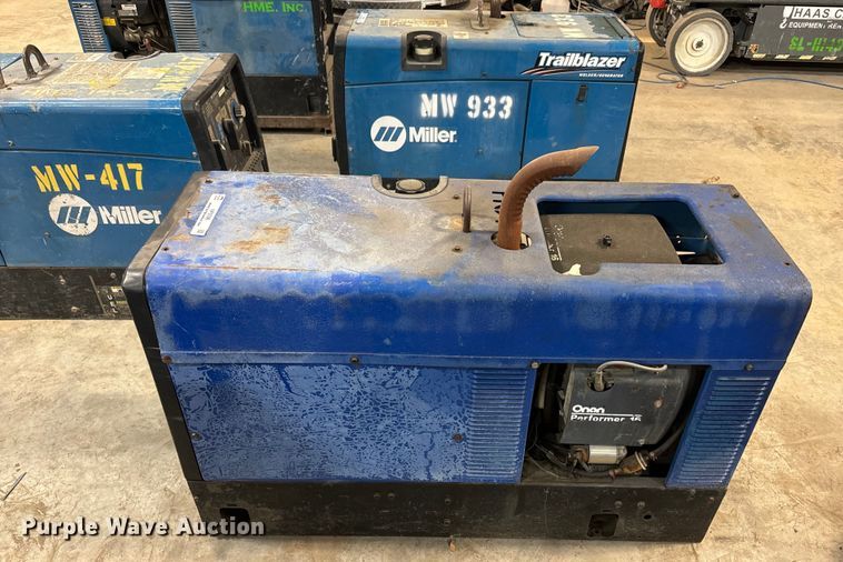 image for item NF9396 Miller Bobcat 225 T welder/generator