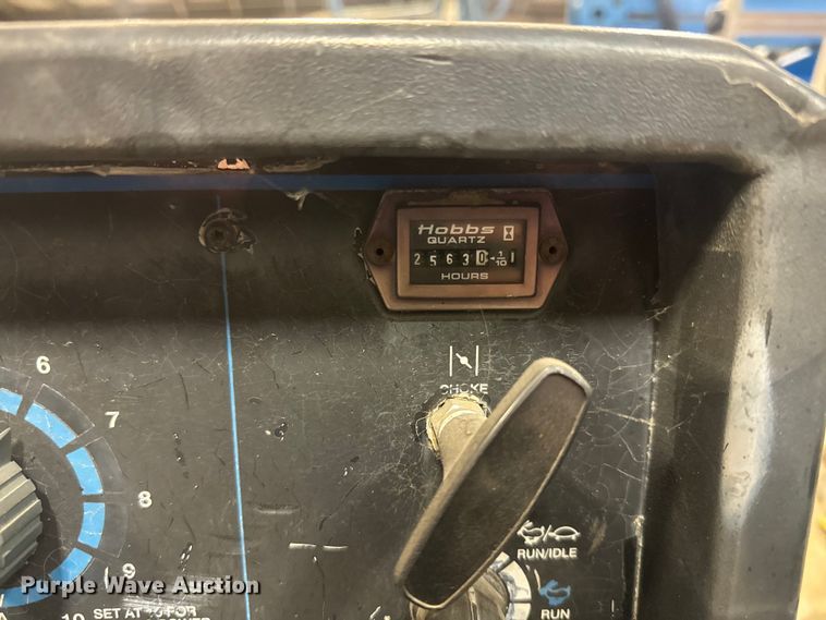 image for item NF9396 Miller Bobcat 225 T welder/generator