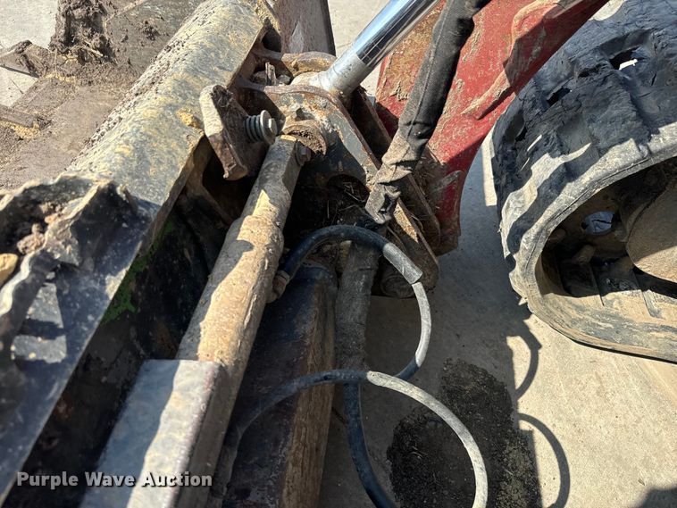 image for item NF9400 2014 Takeuchi TL12 tracked skid steer loader