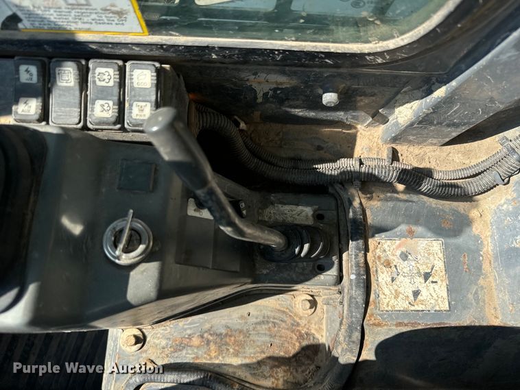 image for item NF9400 2014 Takeuchi TL12 tracked skid steer loader