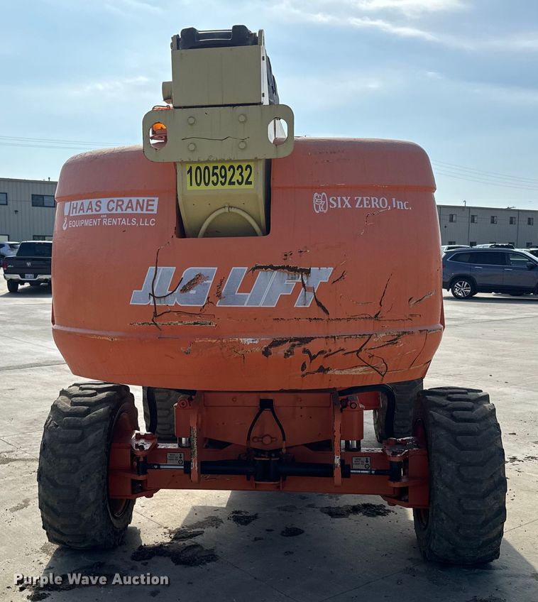 image for item NF9401 2012 JLG 660SJ boom lift