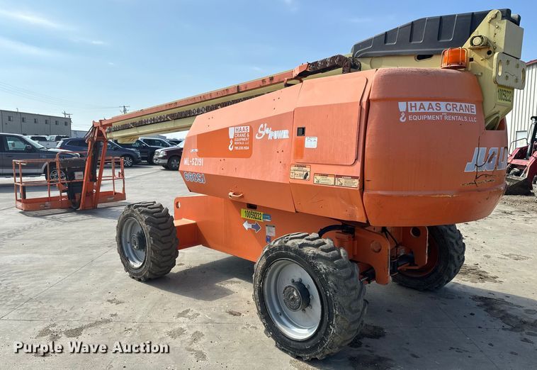 image for item NF9401 2012 JLG 660SJ boom lift