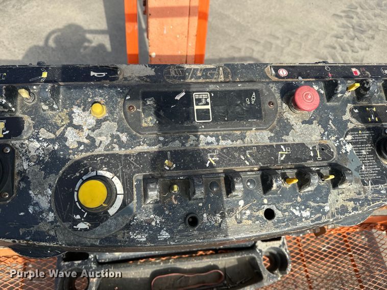 image for item NF9401 2012 JLG 660SJ boom lift