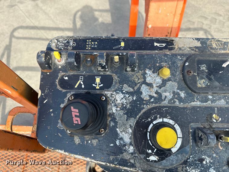 image for item NF9401 2012 JLG 660SJ boom lift