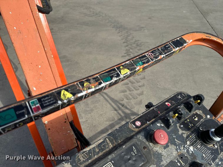 image for item NF9401 2012 JLG 660SJ boom lift