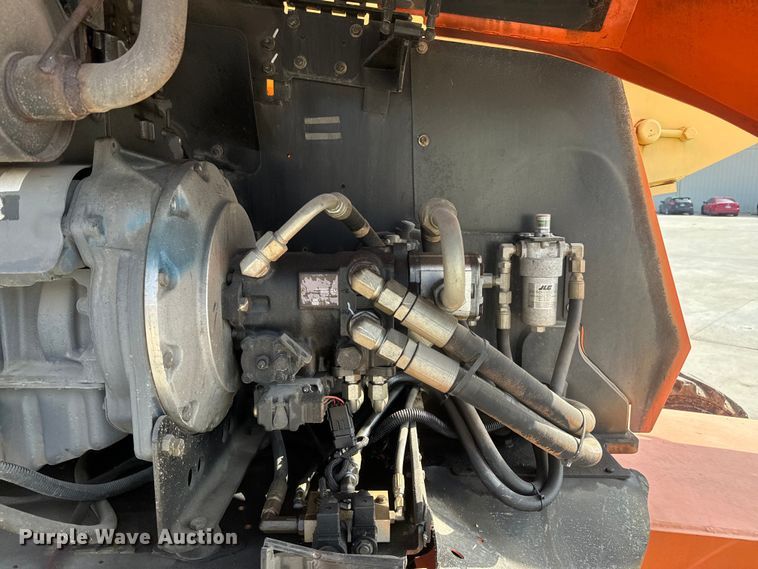 image for item NF9401 2012 JLG 660SJ boom lift