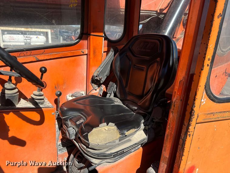 image for item NF9409 2007 Sky Trak 10054 telehandler