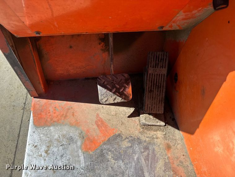 image for item NF9409 2007 Sky Trak 10054 telehandler