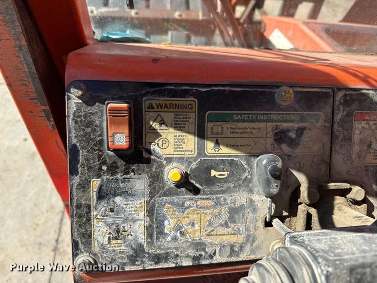 image for item NF9409 2007 Sky Trak 10054 telehandler