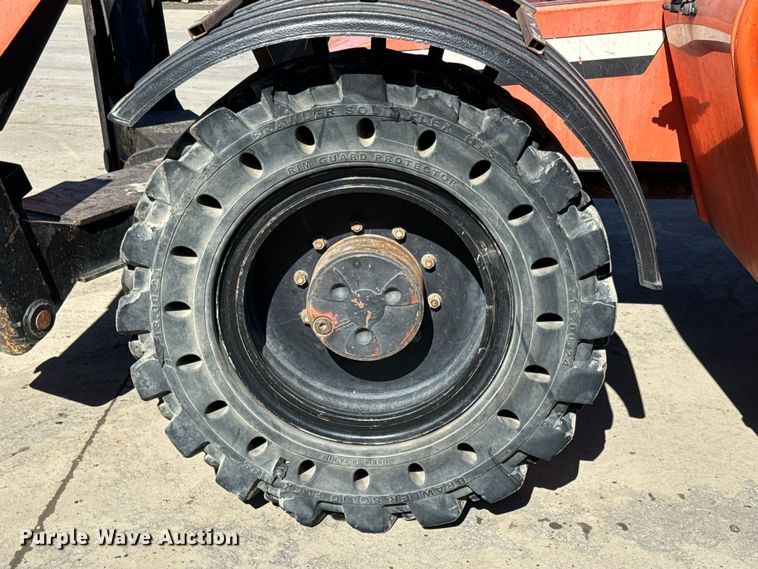 image for item NF9409 2007 Sky Trak 10054 telehandler