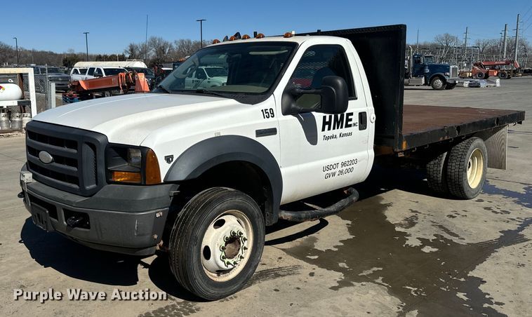 image for item NF9410 2007 Ford F450 Super Duty flatbed truck