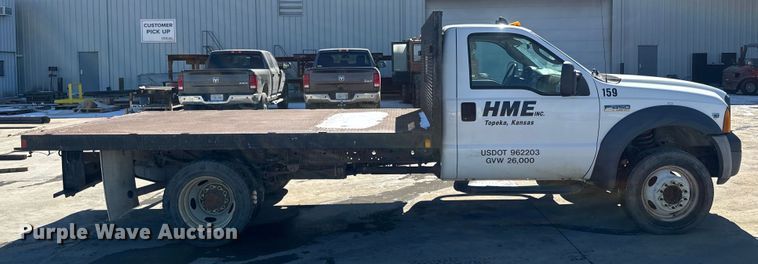 image for item NF9410 2007 Ford F450 Super Duty flatbed truck